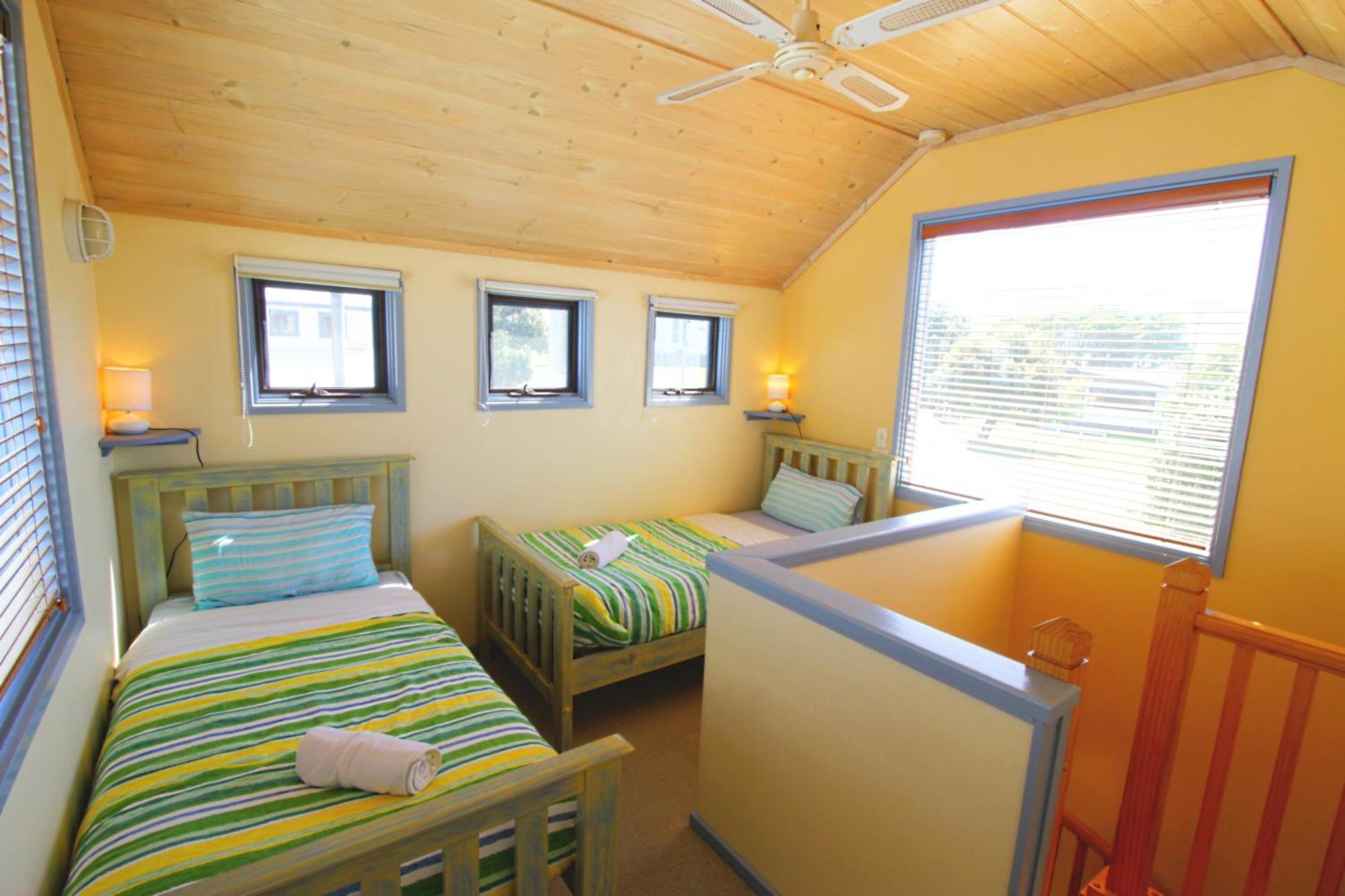 Rayville Boat Houses Apollo Bay Rum bild